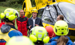 Innenminister Ebling Übung Bergwacht und ADAC